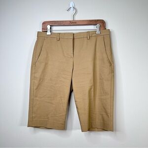 Theory Palmer Knee Length  Bermuda Shorts in Natural Stretch Cotton Size 8